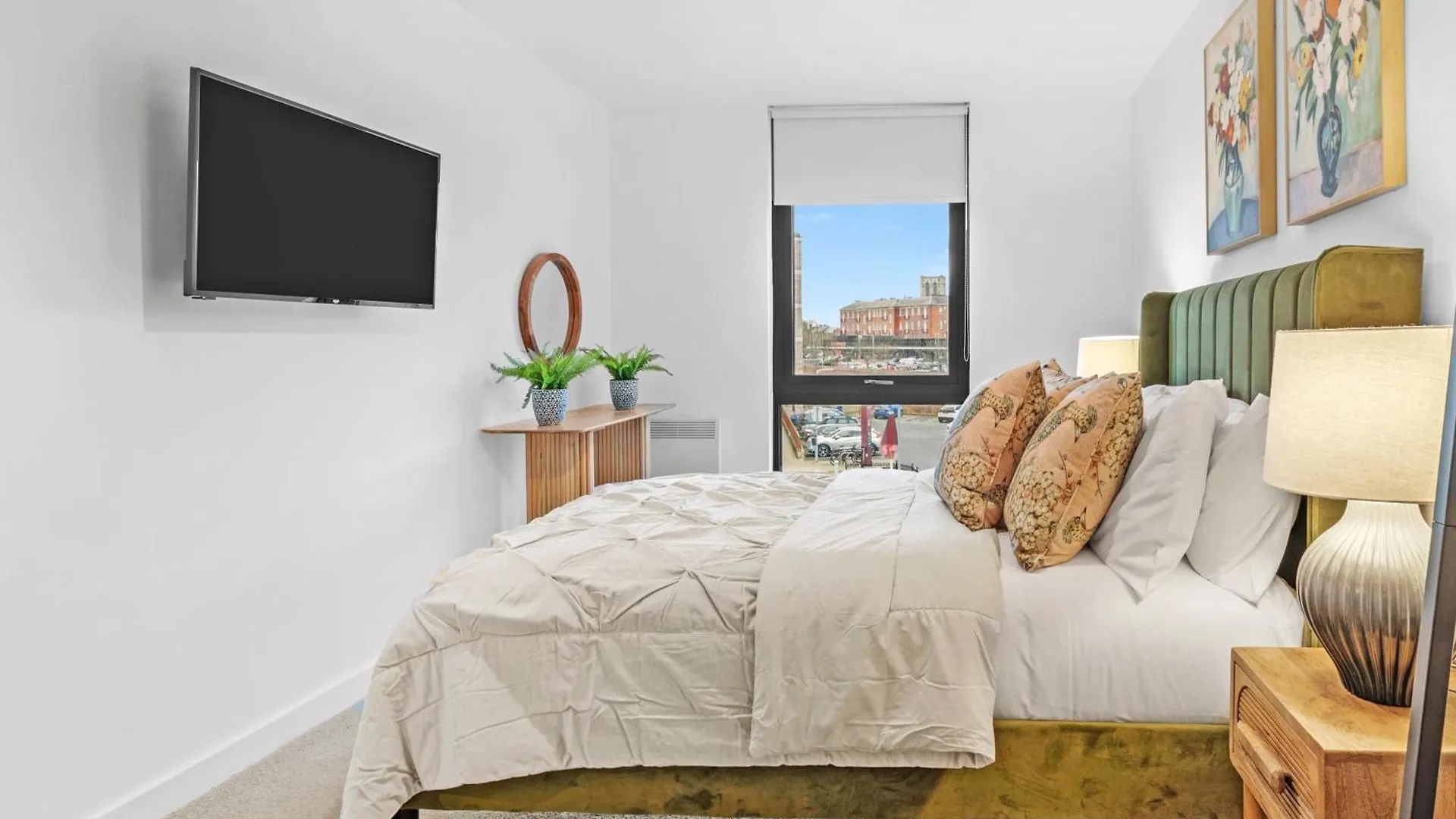 Apartment 21 Two Bedroom- With Secure Parking And Free Onsite Gym York