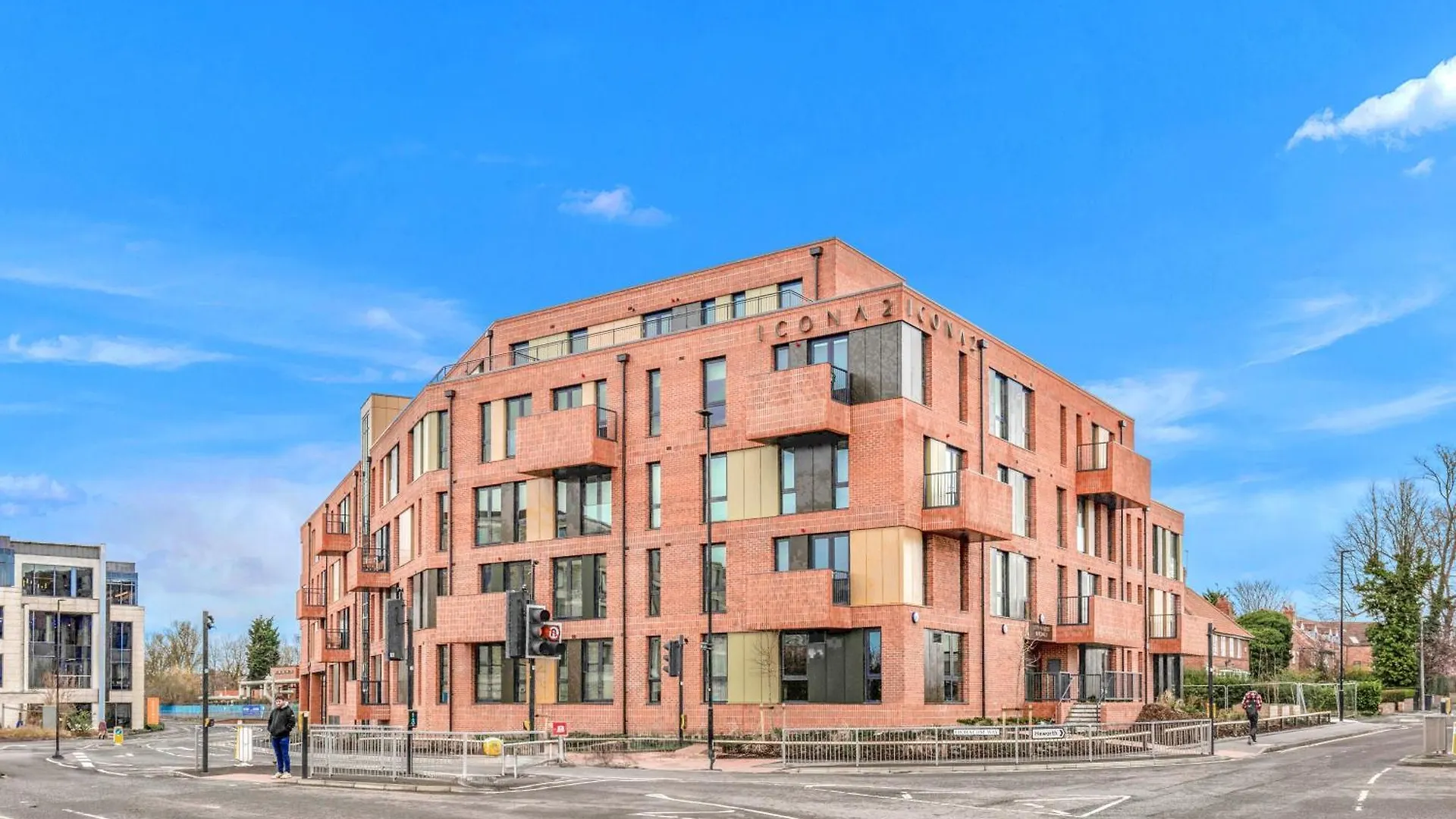 Apartment 21 Two Bedroom- With Secure Parking And Free Onsite Gym York